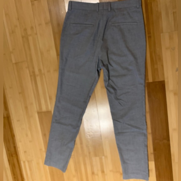H&M grey dress pants - Picture 2 of 2